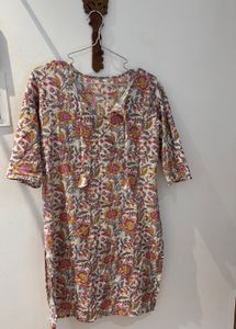 Womens Floral Print Kurti