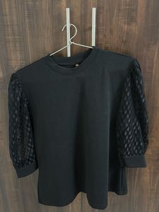Chic Black Puff Sleeve Top