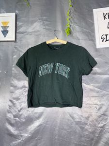 Green "New York" Graphic crop T-Shirt