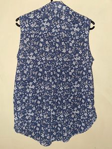 Offer Price H&amp;M Blue Floral Print Sleeveless Top