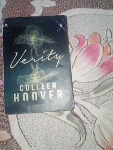 Verity by Colleen Hoover