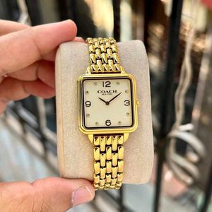 Coach  CASS 14504497 New York Gold Watch HIGH QUAL