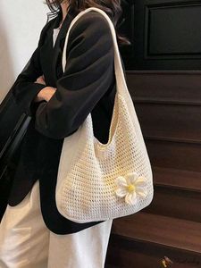 Chic Crochet Flower Shoulder Bag