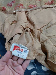 💓🫶 Beige Kurta Set with Floral Dupatta