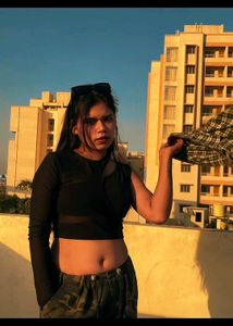 Asymmetric Cutout Crop Top🎃