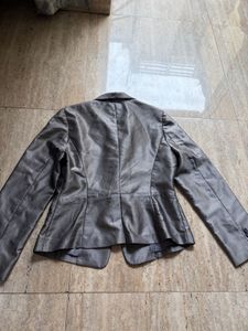 Chic Grey Blazer