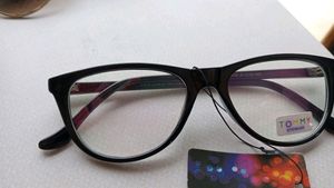 Turtle Shape... Specs Frame... For Unisex...It's New With TAG