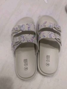 New piece - Floral Print Slip-On Sandals