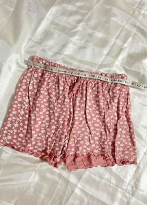 Cute Floral Print Shorts