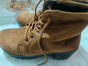 Brown Ankle Boots - Comfortable & Stylish