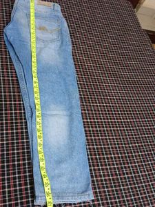 Light Wash Straight Leg Jeans