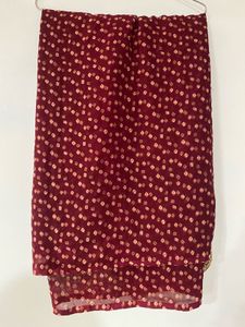 Maroon Bandhani Saree with Gold Border