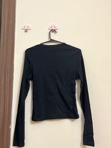 H&amp;M Classic Black Long Sleeve Top