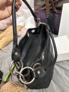 Chic Black Leather Bucket Bag
