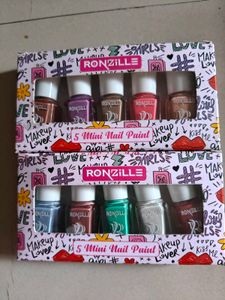 combo of 2 nail paints