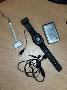 Smartwatch &amp; MP3 Player Bundle