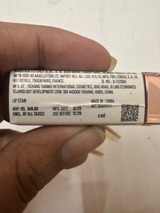 L'Oreal Hyaluron Tint Lip Stain Serum