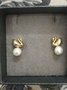 Elegant Fresh Water Pearl Swan Earrings