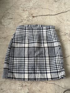 Chic Plaid Mini Skirt