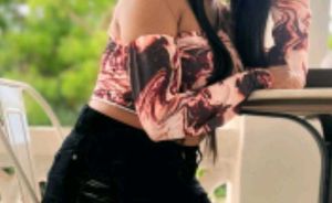 Trendy Marble Print One Shoulder Full Sleeve Crop
