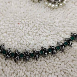 SLA necklace set