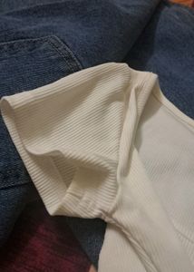 Square Neck Off White. Crop Top