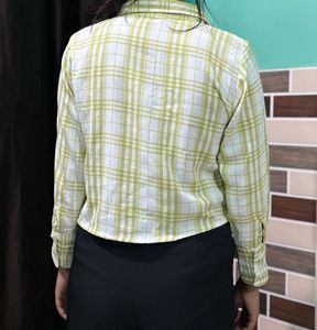 Chic Plaid Button-Up Shirt