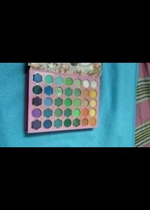 Versatile Eyeshadow Palette