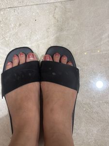 Stylish Black Slides for Women
