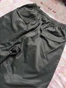 Burger Bae dark olive green Parachute Pants