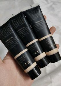 3pc NC30 Mineralize Moisture Foundation