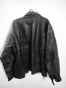 Vintage Leather Jacket - Classic Style