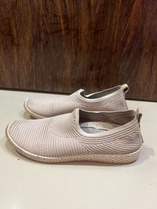 Bata size 6|39 Casual Slip-On Shoes