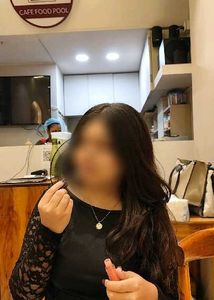 Chic Black Lace Sleeve Top