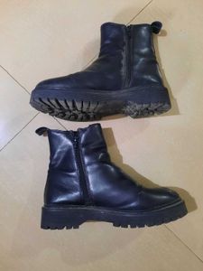Stylish Black Leather Ankle Boots