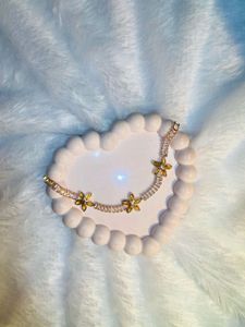 Sparkling Flower Bracelet