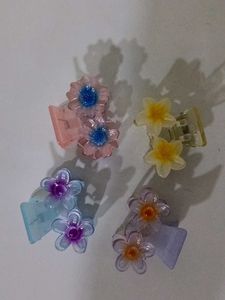 Cute Flower Hair Clips (Set of 4)