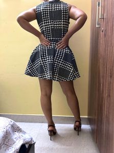 Chic Houndstooth Fit &amp; Flare Dress