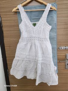Its Cotton Sleevless Dress...looks Very Stylish