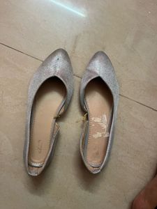 Sparkly Silver Pointed Flats