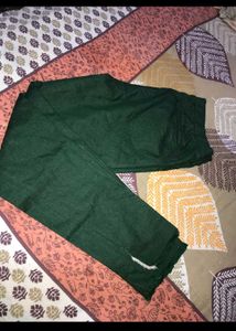 Elegant top with pants green