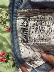 Light Wash Denim Jeans