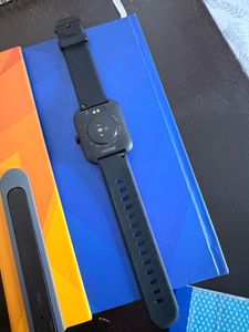 Stylish Black Smartwatch