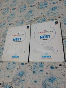 Aakash NEET Catalyst Package Books