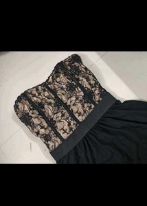 Elegant Black Lace Strapless Dress