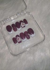 Elegant French Tip Press-On Nails