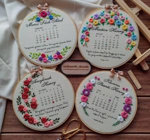 Calendar Hoop