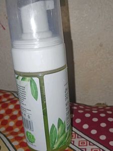 Aroma Magic Neem &amp; Tea Tree Face Wash