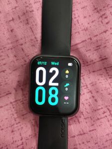 Noise Colorfit Ultra Smartwatch