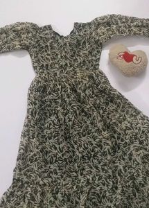 😎Beautiful girls gown😎